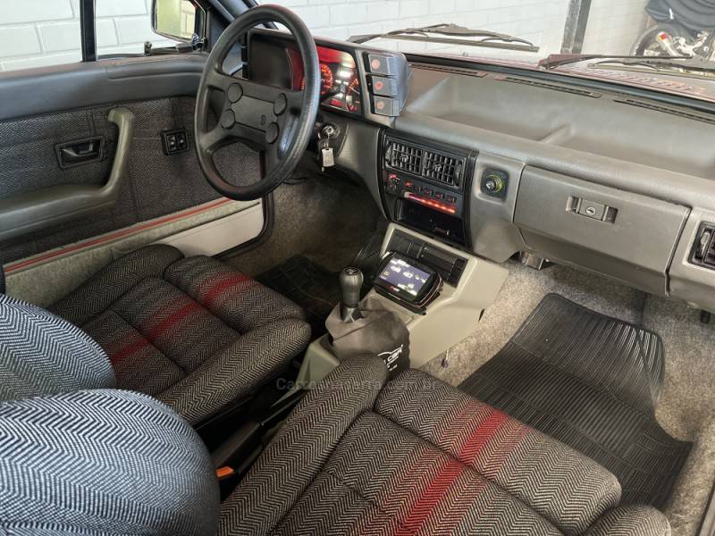 VOLKSWAGEN - GOL - 1994/1994 - Grená - R$ 109.900,00