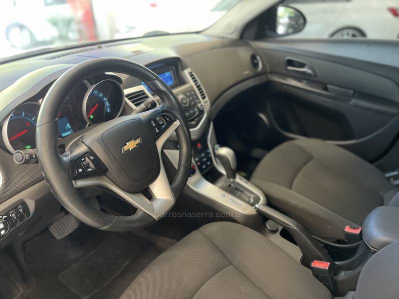 CHEVROLET - CRUZE - 2014/2014 - Prata - R$ 59.900,00