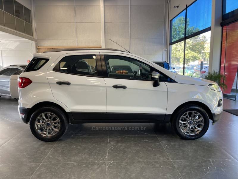 FORD - ECOSPORT - 2014/2015 - Branca - R$ 57.900,00