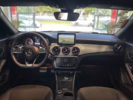 MERCEDES-BENZ - CLA 250 - 2015/2015 - Prata - R$ 143.900,00