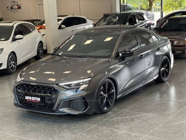 AUDI - A3 - 2021/2022 - Cinza - R$ 235.900,00