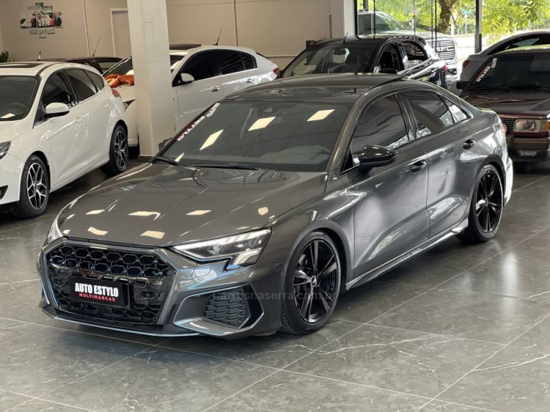 AUDI - A3 - 2021/2022 - Cinza - R$ 235.900,00