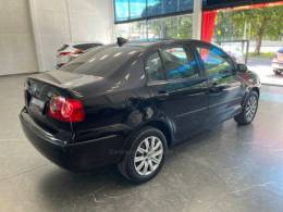 VOLKSWAGEN - POLO SEDAN - 2009/2010 - Preta - R$ 35.900,00