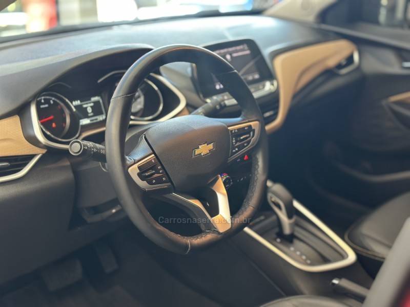 CHEVROLET - ONIX - 2019/2020 - Vermelha - R$ 77.900,00