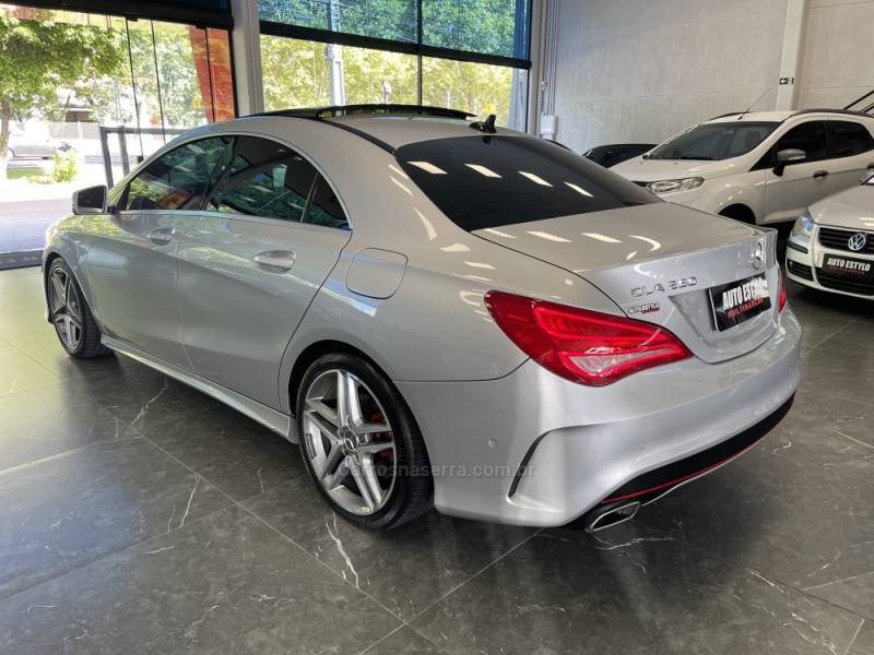 MERCEDES-BENZ - CLA 250 - 2015/2015 - Prata - R$ 143.900,00
