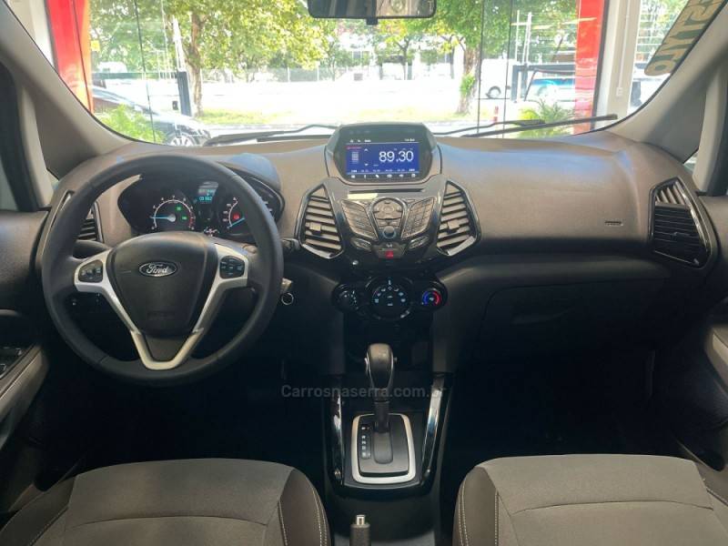 FORD - ECOSPORT - 2015/2016 - Branca - R$ 59.900,00