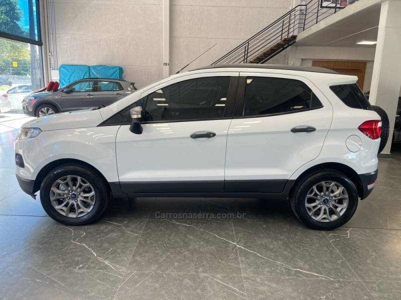 FORD - ECOSPORT - 2015/2016 - Branca - R$ 59.900,00