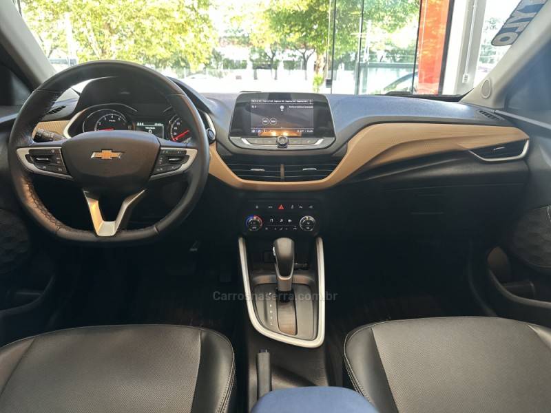 CHEVROLET - ONIX - 2019/2020 - Vermelha - R$ 77.900,00