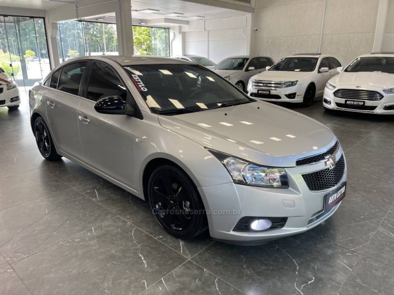 CHEVROLET - CRUZE - 2014/2014 - Prata - R$ 59.900,00