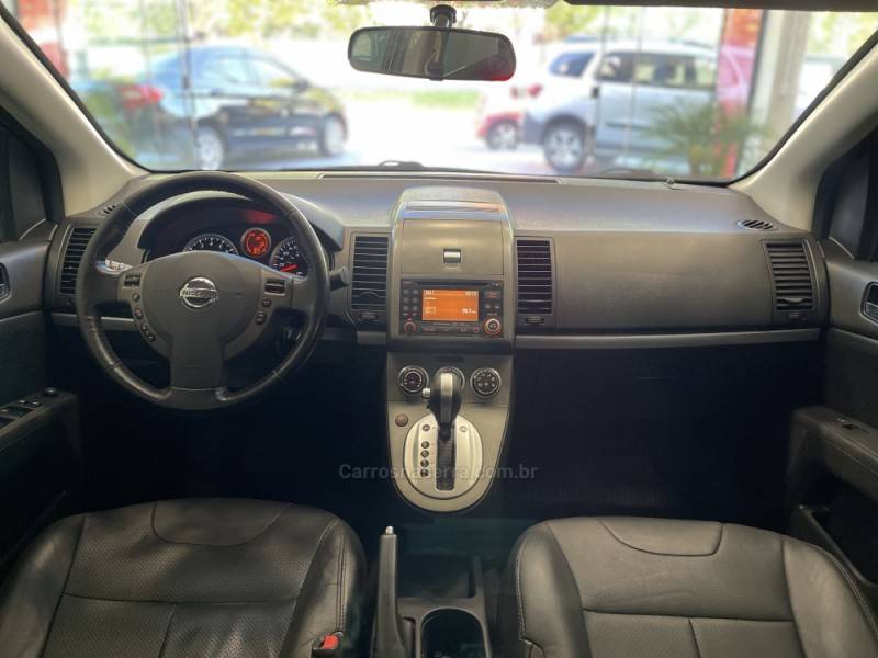 NISSAN - SENTRA - 2012/2013 - Preta - R$ 41.900,00