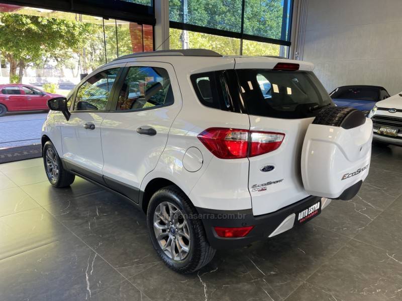 FORD - ECOSPORT - 2014/2015 - Branca - R$ 57.900,00