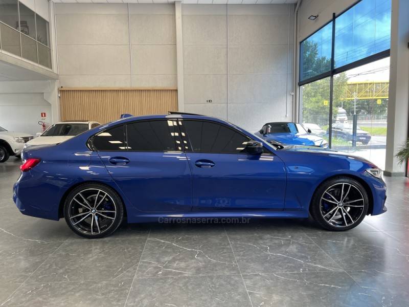 BMW - 320I - 2021/2022 - Azul - R$ 249.900,00