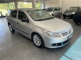 VOLKSWAGEN - VOYAGE - 2011/2012 - Prata - R$ 36.900,00