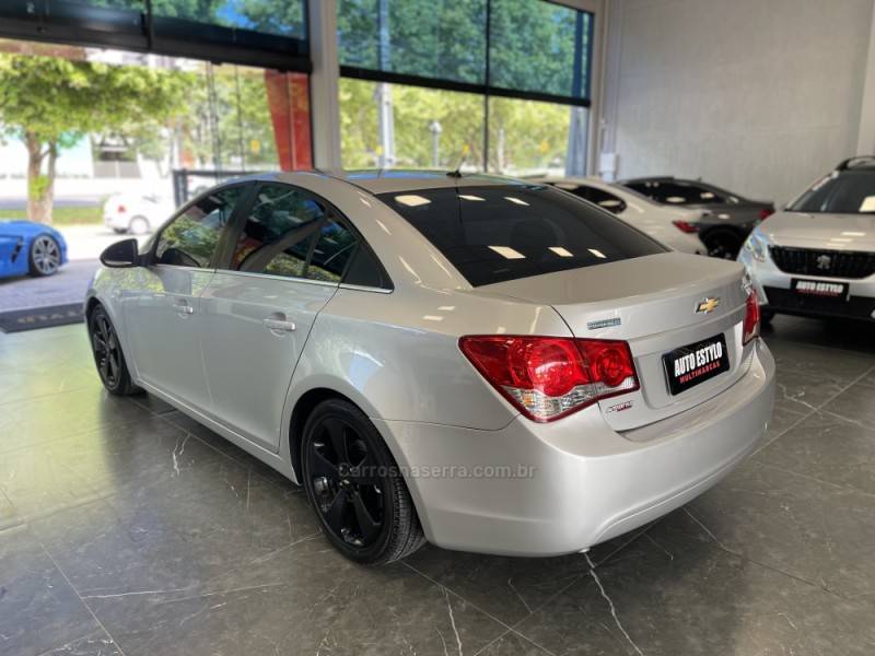 CHEVROLET - CRUZE - 2014/2014 - Prata - R$ 59.900,00