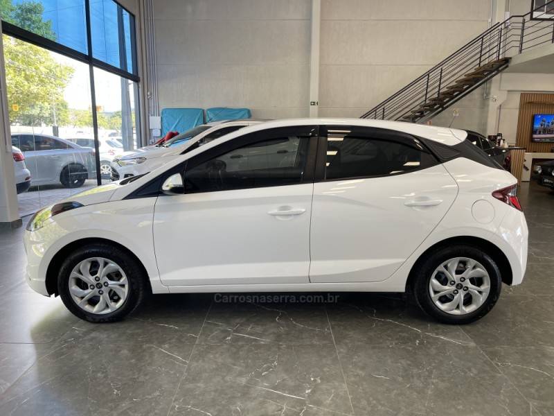 HYUNDAI - HB20 - 2020/2020 - Branca - R$ 74.900,00