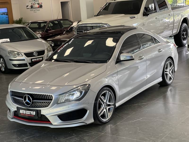 MERCEDES-BENZ - CLA 250 - 2015/2015 - Prata - R$ 143.900,00
