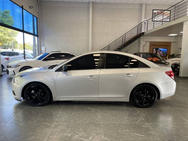 CHEVROLET - CRUZE - 2014/2014 - Prata - R$ 59.900,00