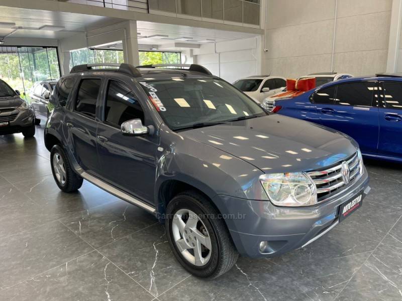 RENAULT - DUSTER - 2011/2012 - Cinza - R$ 49.900,00