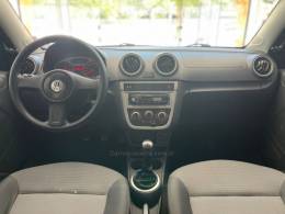 VOLKSWAGEN - VOYAGE - 2011/2012 - Prata - R$ 36.900,00