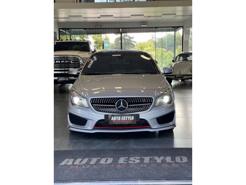 MERCEDES-BENZ - CLA 250 - 2015/2015 - Prata - R$ 143.900,00