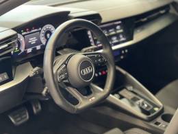 AUDI - A3 - 2021/2022 - Cinza - R$ 235.900,00